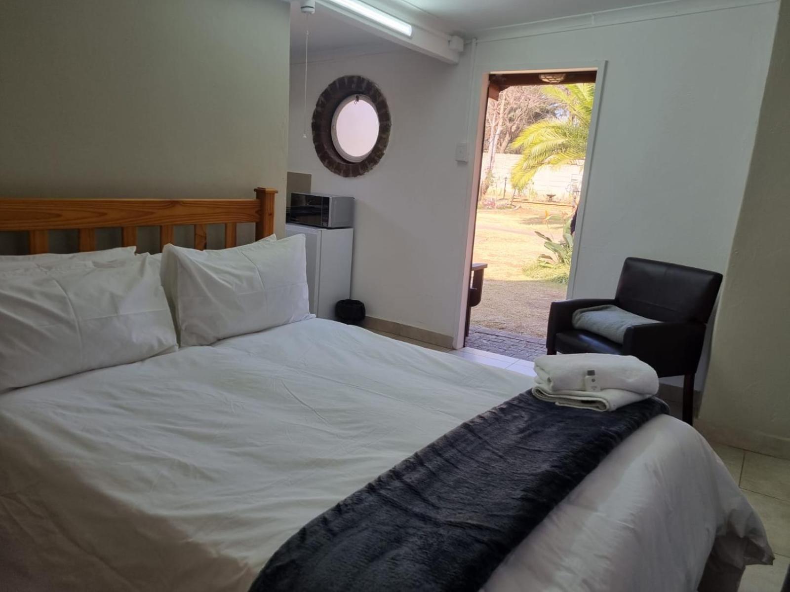 Emerald Guesthouse Kempton Park Exterior photo